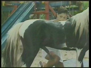 Shemale Fucks Horse